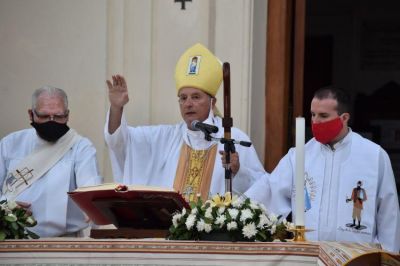 Obispos Y Sacerdotes De La Di Cesis De Lomas De Zamora Nos Duelen Las