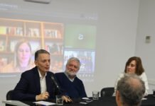 Fernando Gray expuso sobre políticas públicas y relaciones internacionales en la Universidad Pedagógica Nacional