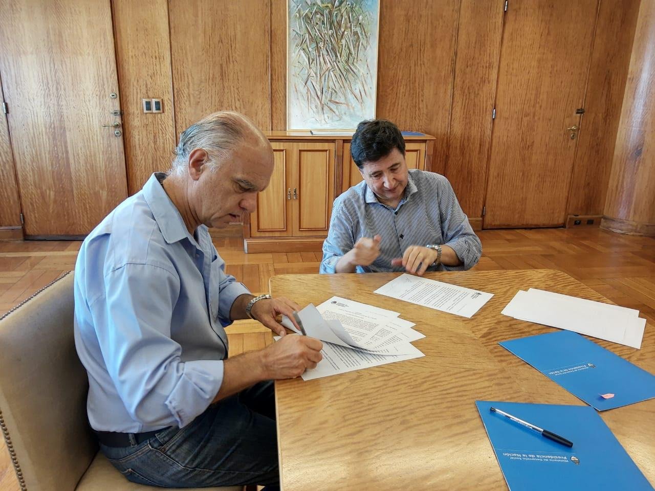Grindetti y Arroyo firmaron un convenio en el marco de la emergencia sanitaria por el coronavirus