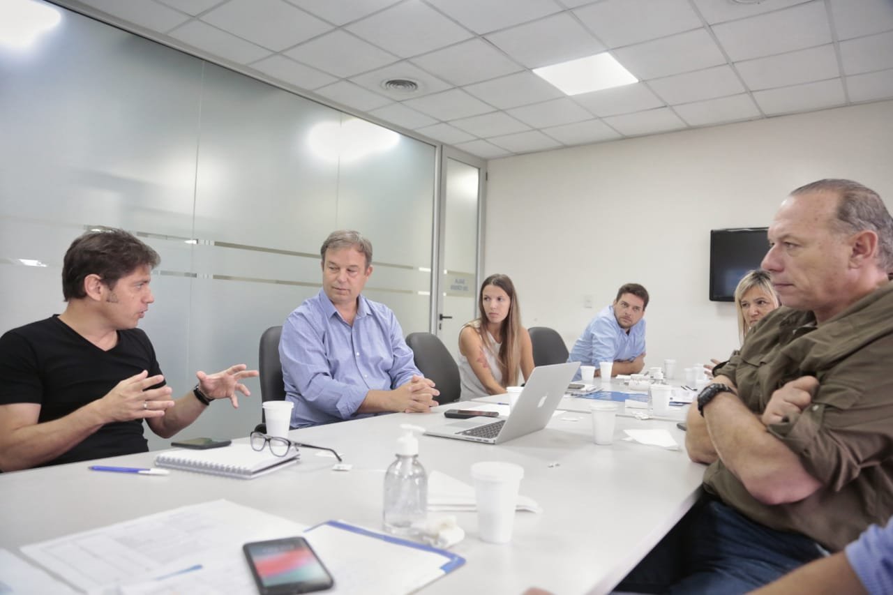 Cascallares recibió a Kicillof y a Berni para coordinar medidas ante la emergencia sanitaria