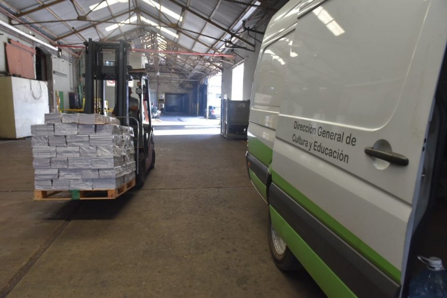 Clases en la Provincia: sigue el operativo para repartir otros 700 mil cuadernillos