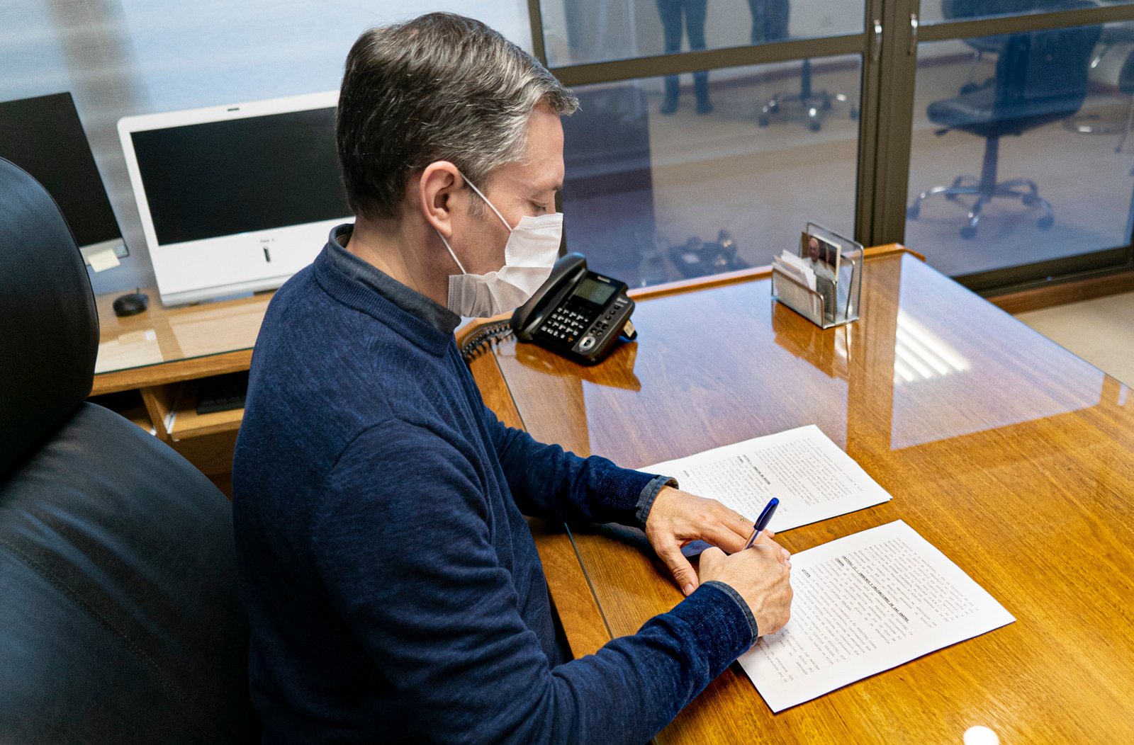 Fernando Gray firmó el convenio para la puesta en funcionamiento del Hospital del Bicentenario