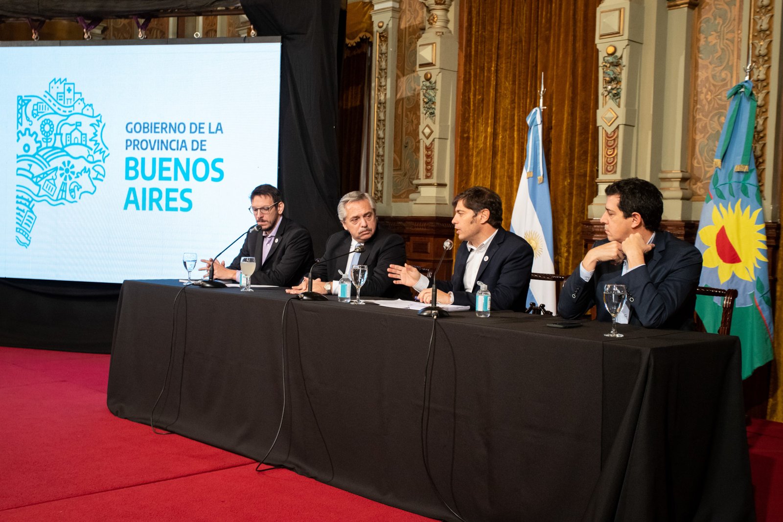 Kicillof presentó Cuenta DNI: “Este es el instrumento bancario exacto en el momento justo”