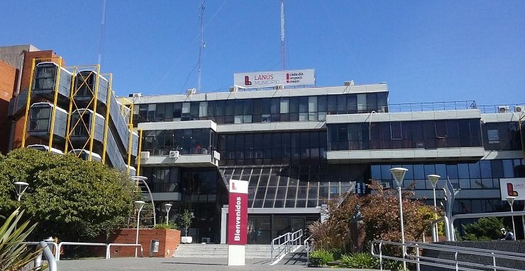 En su primer día, más de cien personas se comunicaron para pagar online sus tasas municipales