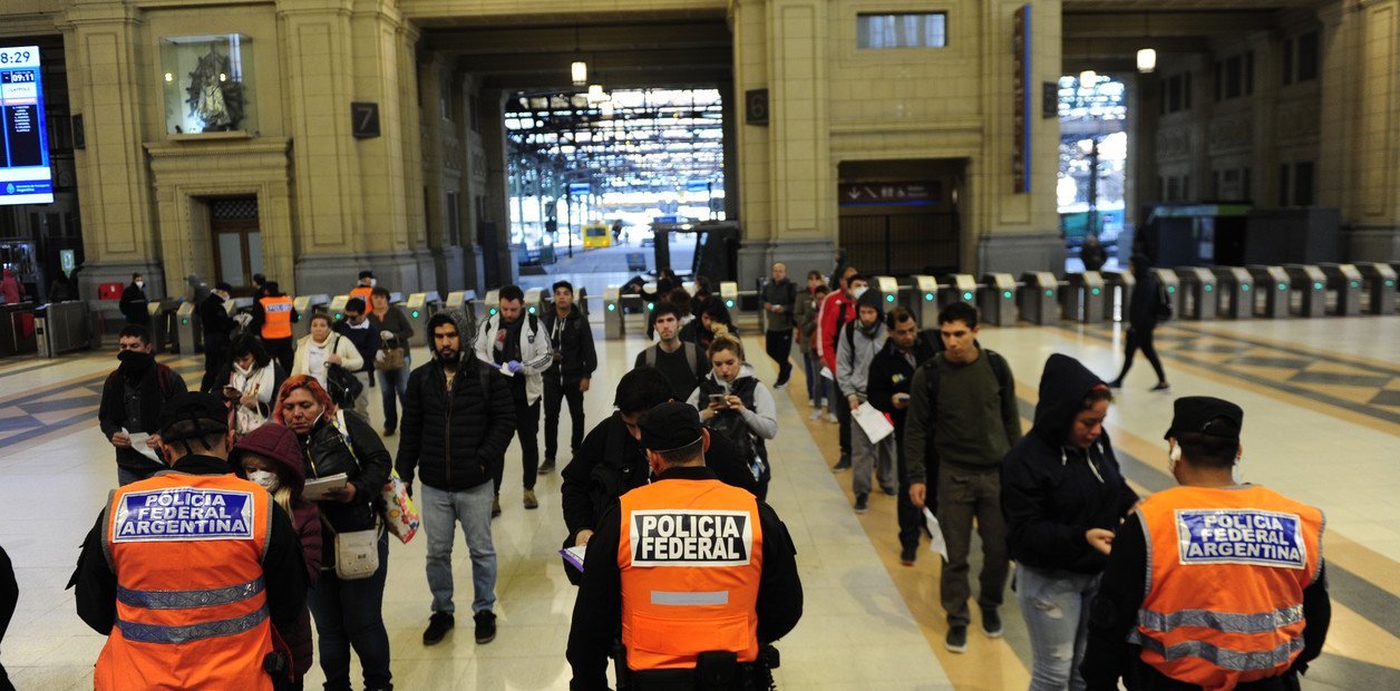 Nuevas recomendaciones para los usuarios esenciales que no puedan evitar el uso del transporte público