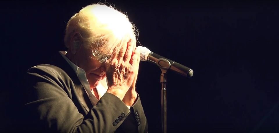 Lanzaron una campaña para que el Teatro Coliseo de Lomas pase a llamarse Sergio Denis