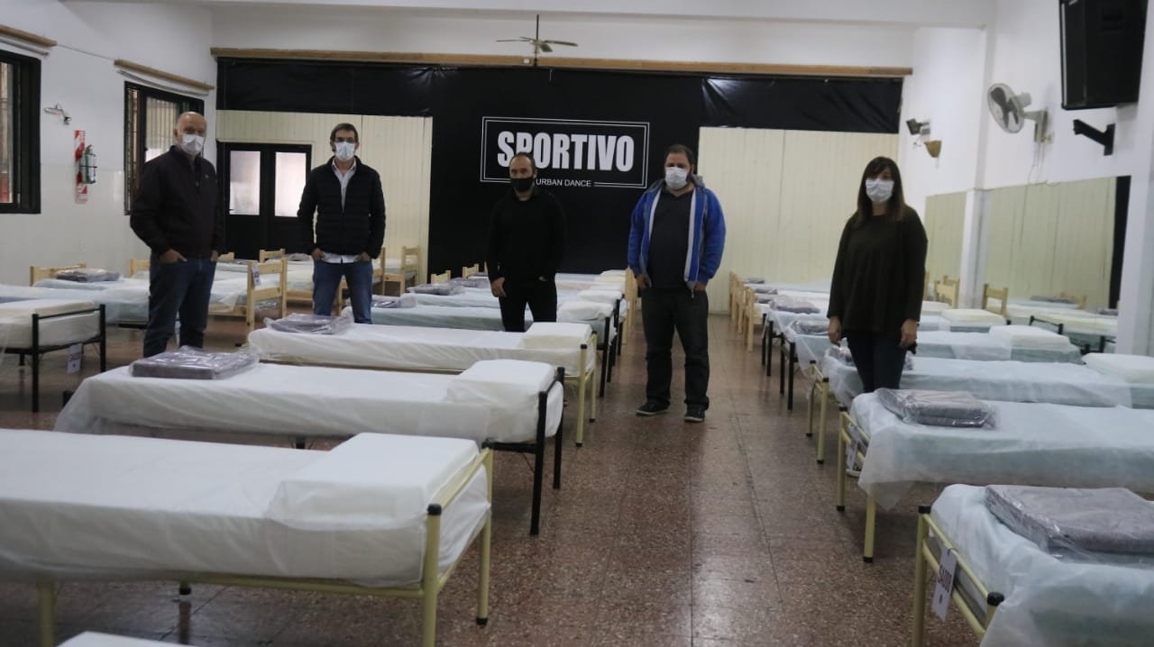 Grindetti recorrió dos centros comunitarios de contención en Gerli y Alsina