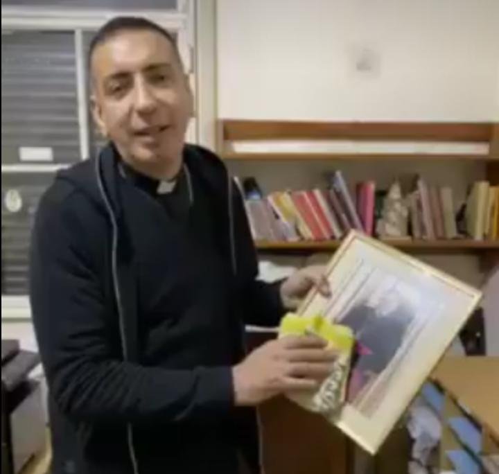 Repudio al párroco xenófobo de la San Judas Tadeo: «Parezco una mucama boliviana»