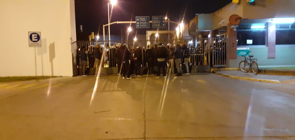 Ezeiza: trabajadores de Siderar hoy vuelven a las asambleas y pueden paralizar la planta