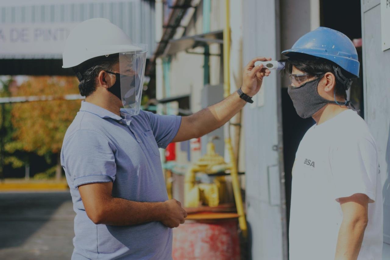 Nueva fase de la cuarentena en Lanús: 18 rubros industriales hablitados