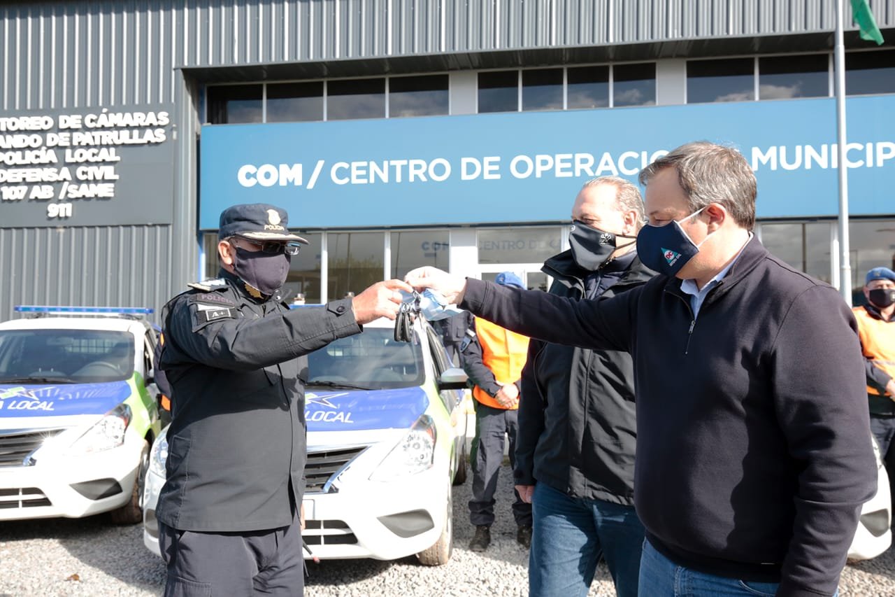 Suman 15 motos y móviles policiales para la prevención del delito en Brown