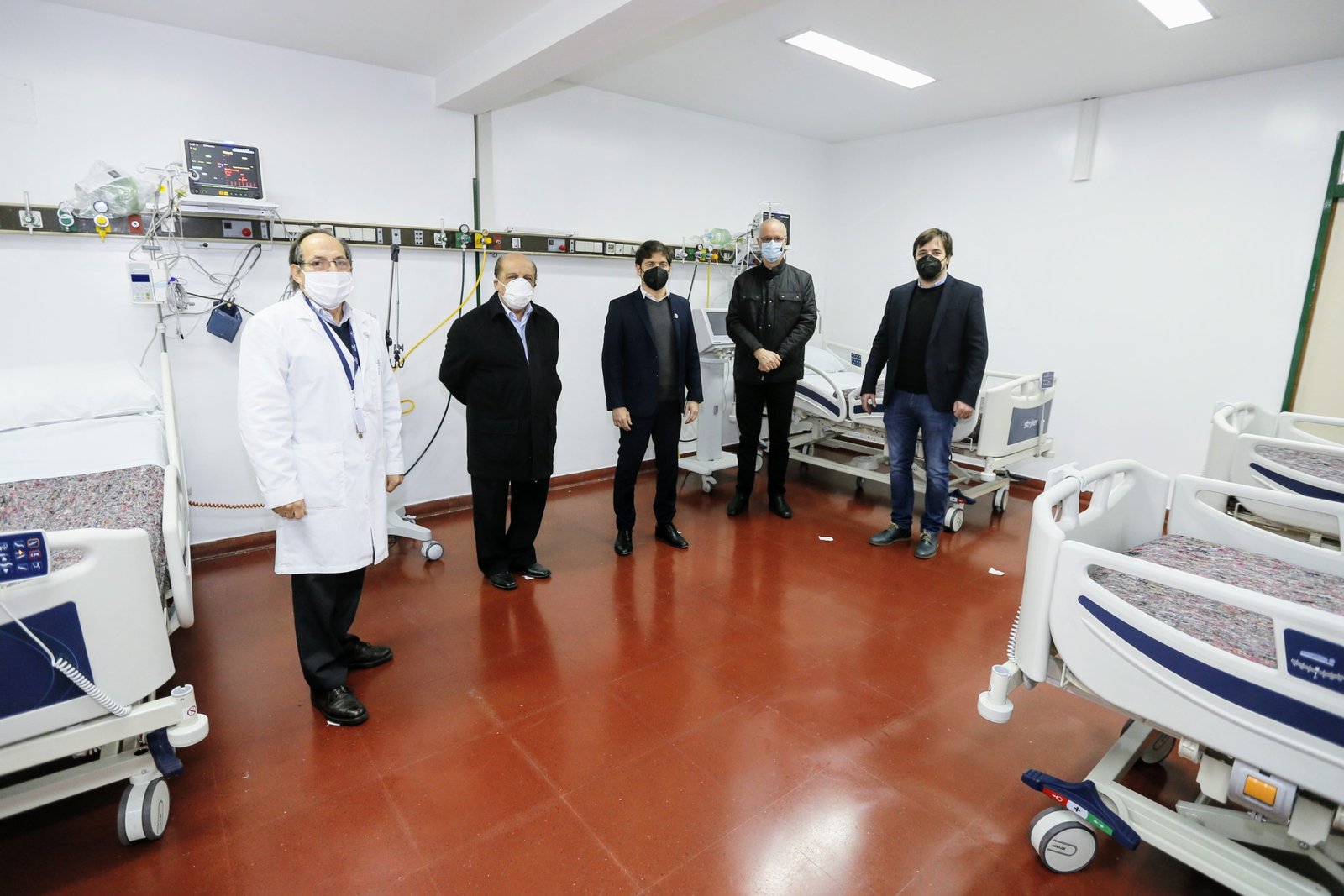 Kicillof participó de la inauguración del Servicio de Emergencia y Terapia Intensiva del Hospital Evita Pueblo