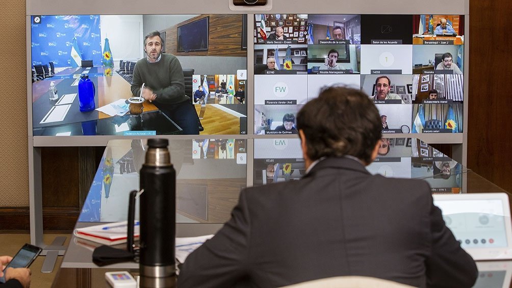 Kicillof evaluó con intendentes la cuarentena en el AMBA y dijo que el acatamiento es «alto»