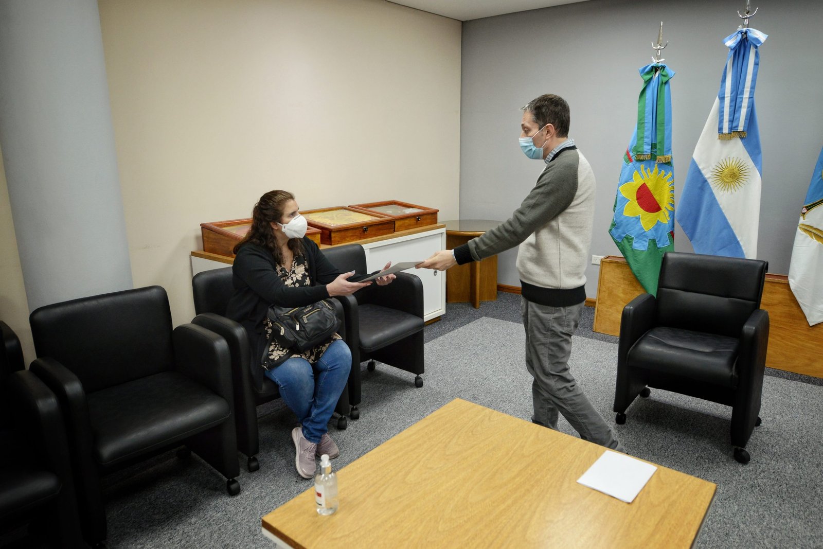 Fernando Gray entregó subsidios a instituciones del distrito