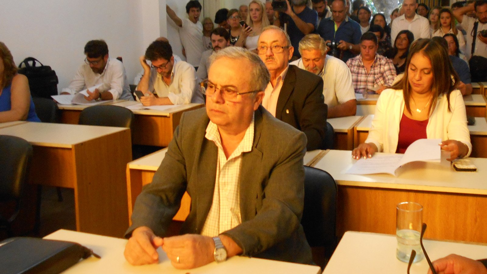 Ordenanza que prohíbe fotos en hospitales: para el concejal Cammilleri, es para «respetar la identidad de las personas enfermas de coronavirus»