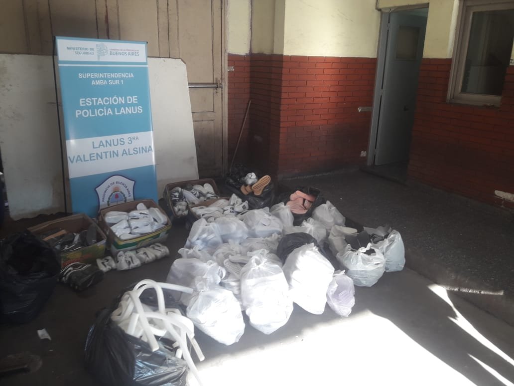 Dos detenidos en un taller clandestino clausurado en Valentín Alsina