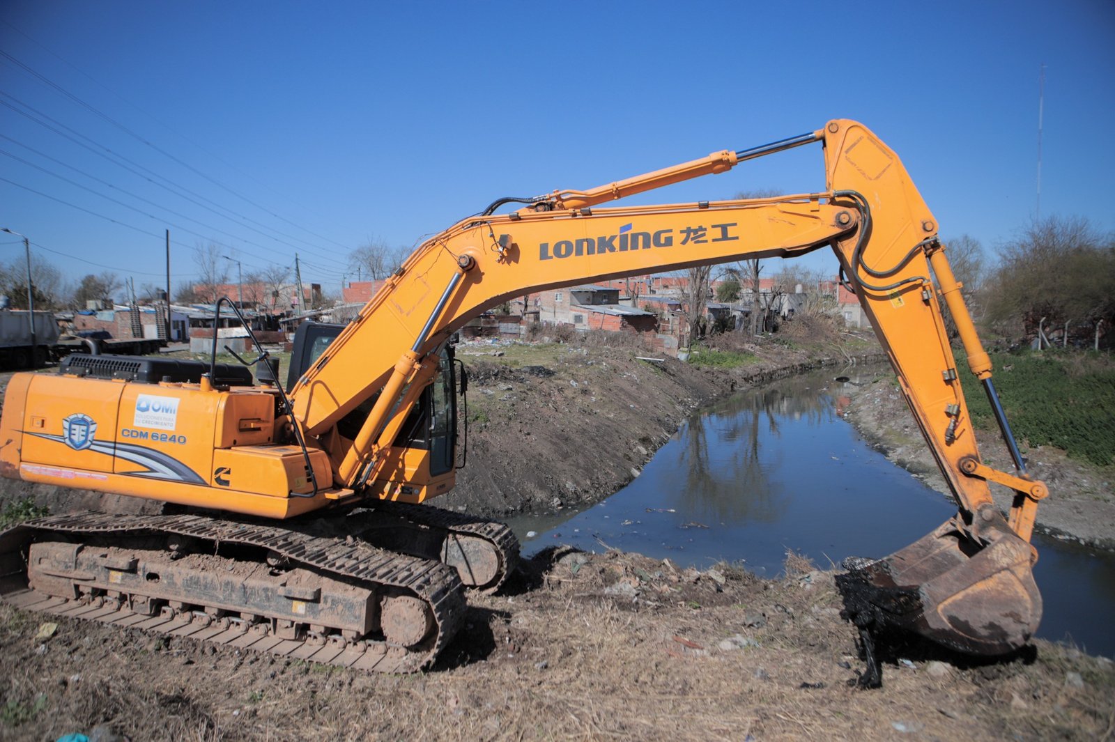 ACUMAR comenzó la limpieza de arroyos en ocho municipios de la Cuenca