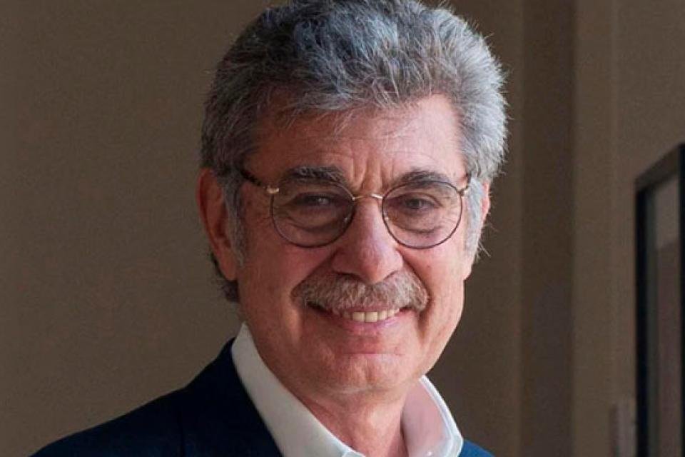 Hugo Sigman: el fabricante de la vacuna contra el Covid-19 trabajó como psiquiatra en el Evita