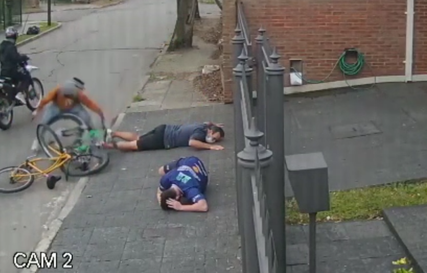 Detuvieron a los motochorros que asaltaron a los tiros a padre e hijo en bicicleta en Adrogué