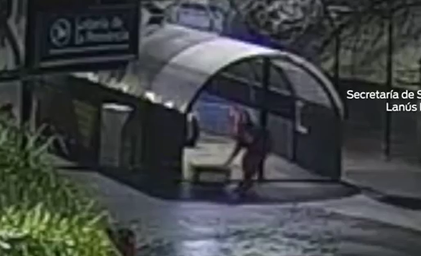 Robó una TV led y un grupo electrógeno de un comercio cerca de la estación: lo detuvieron