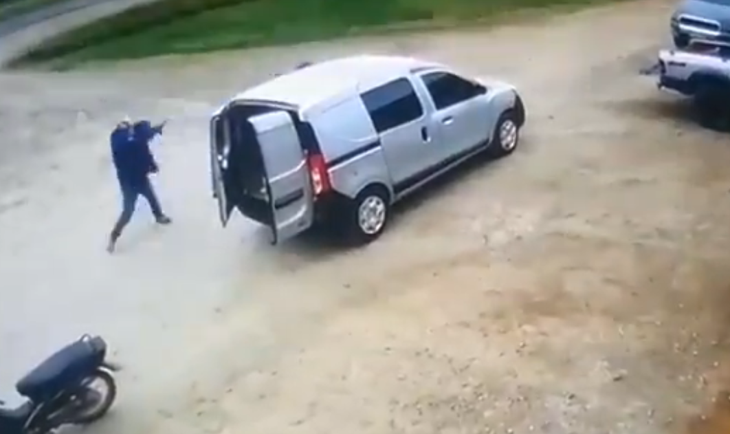 Balearon a un policía retirado en Zárate durante un intento de robo