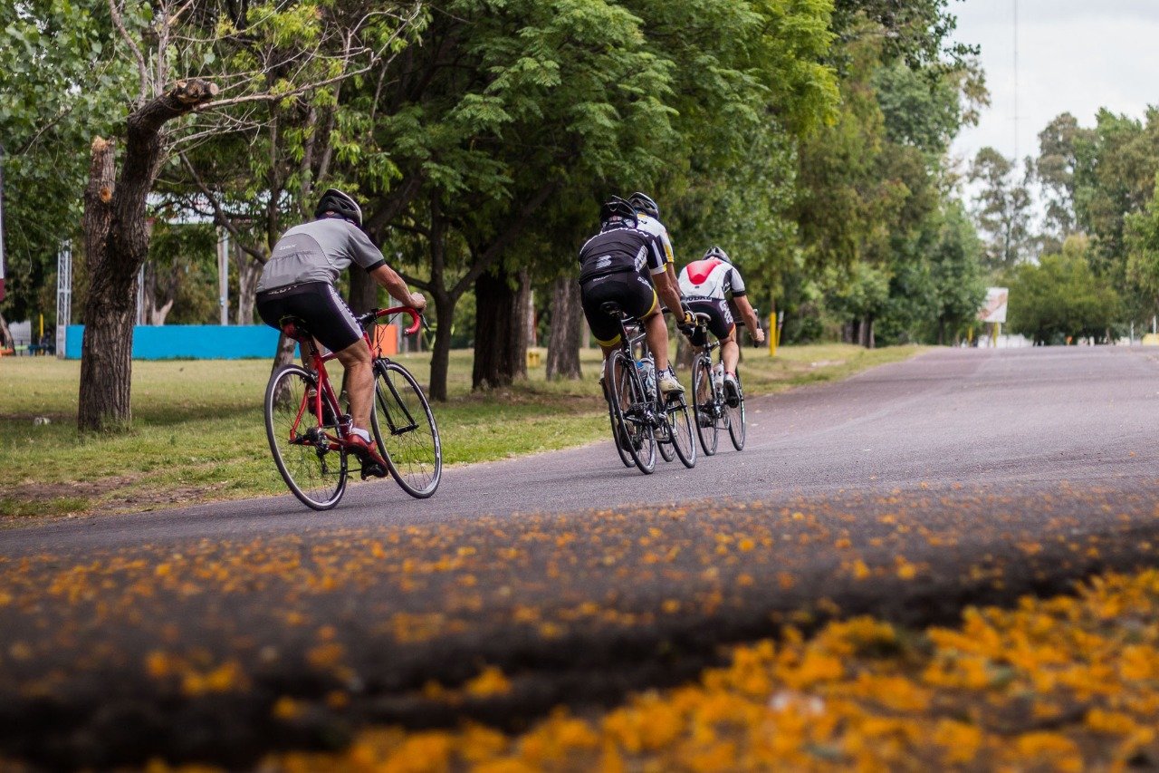 Desde el próximo lunes 24, Lanús habilita parques para actividad física individual