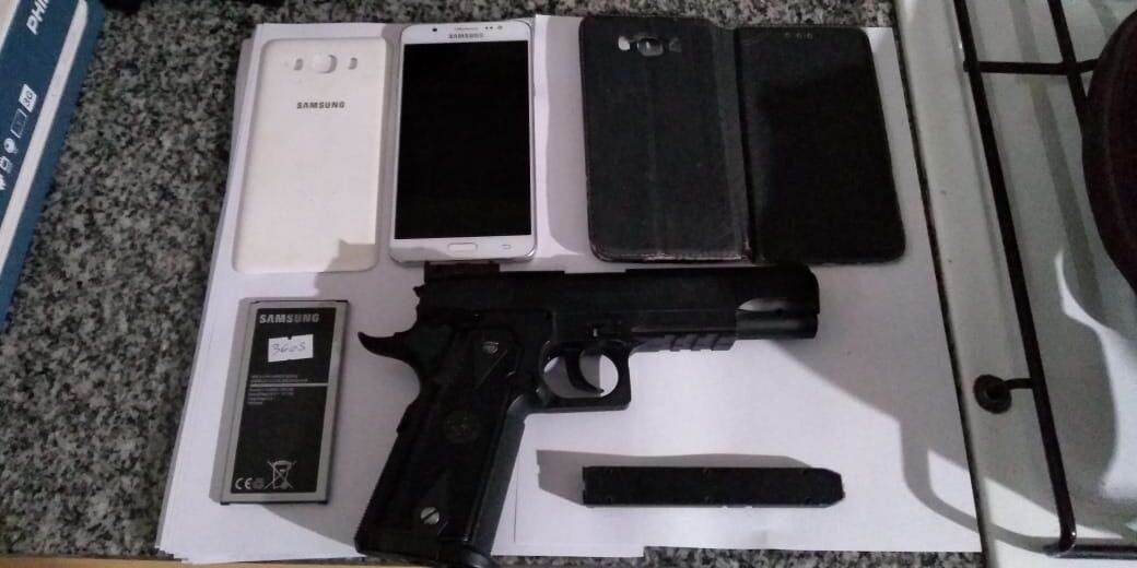 Allanamientos en zona sur: dieron con una banda dedicada a entraderas y secuestraron autos, motos, armas y droga