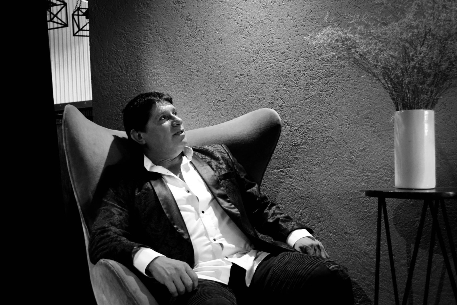 El fundador de Los Charros advierte abandono económico a artistas «tropicales» durante la pandemia