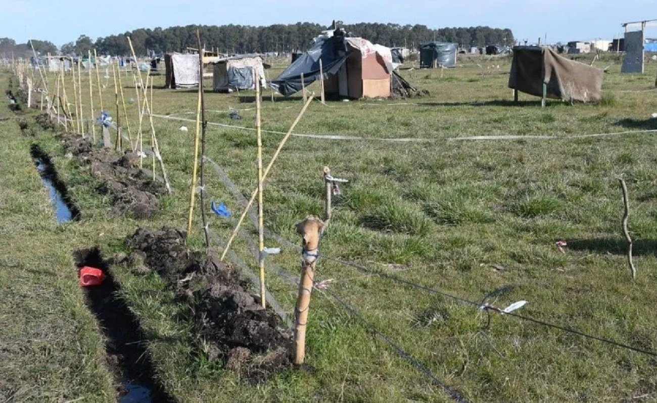 Guernica: «La idea es que vuelvan a sus municipios en lotes con servicios»