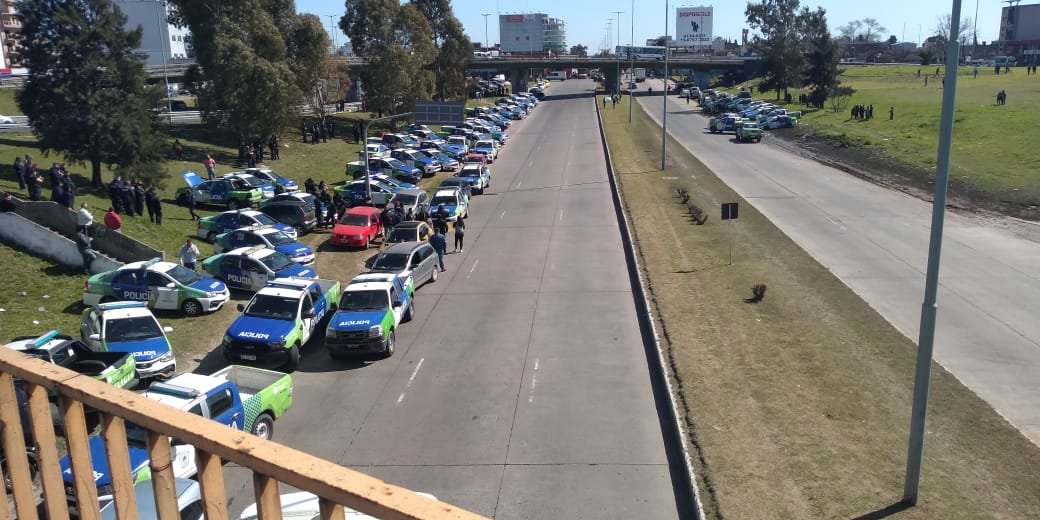 ¿Acuartelamiento? La Bonaerense reclama un 55% de aumento de salarios y aguarda una respuesta por parte del Gobierno