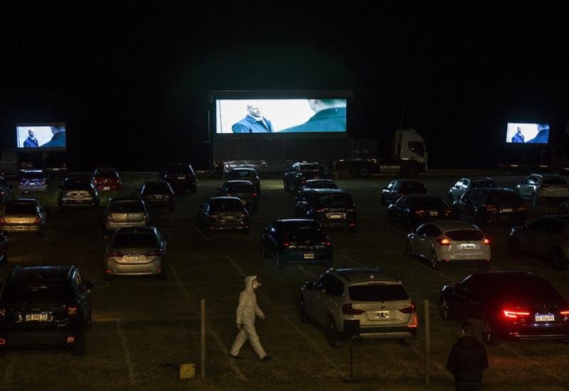 Por denuncias de vecinos, Bomberos de Varela tuvieron que suspender la jornada de autocine solidario