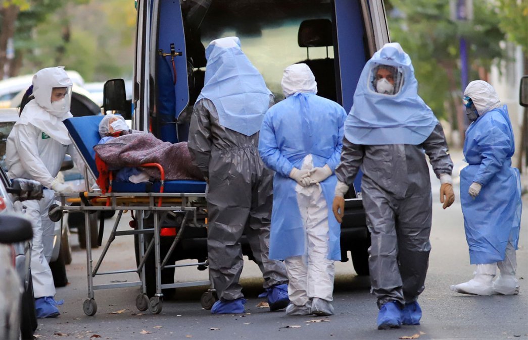 El Gobierno anunció que extenderá el bono de $5.000 a personal de la salud por 90 días más