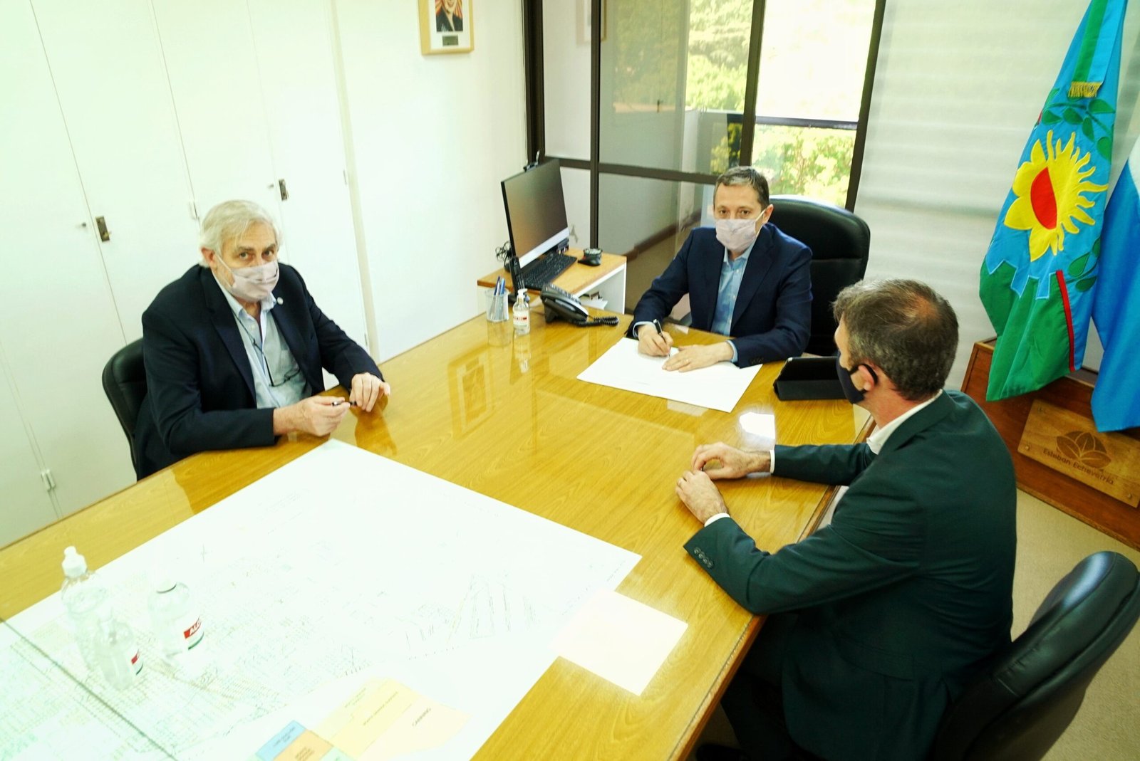 Fernando Gray firmó convenio con la UBA