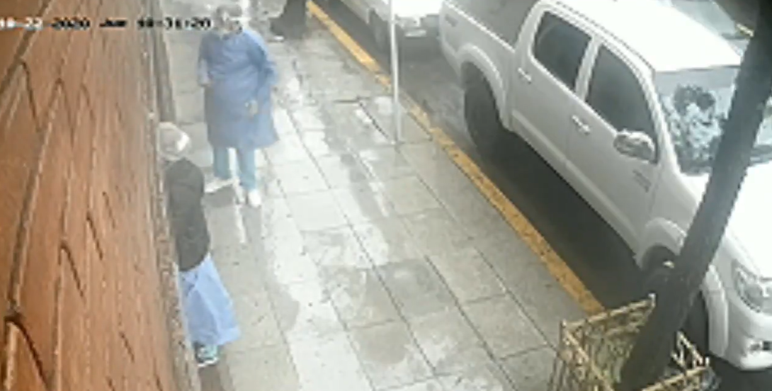 Monserrat: se hicieron pasar por enfermeros hisopadores y asaltaron a una jubilada