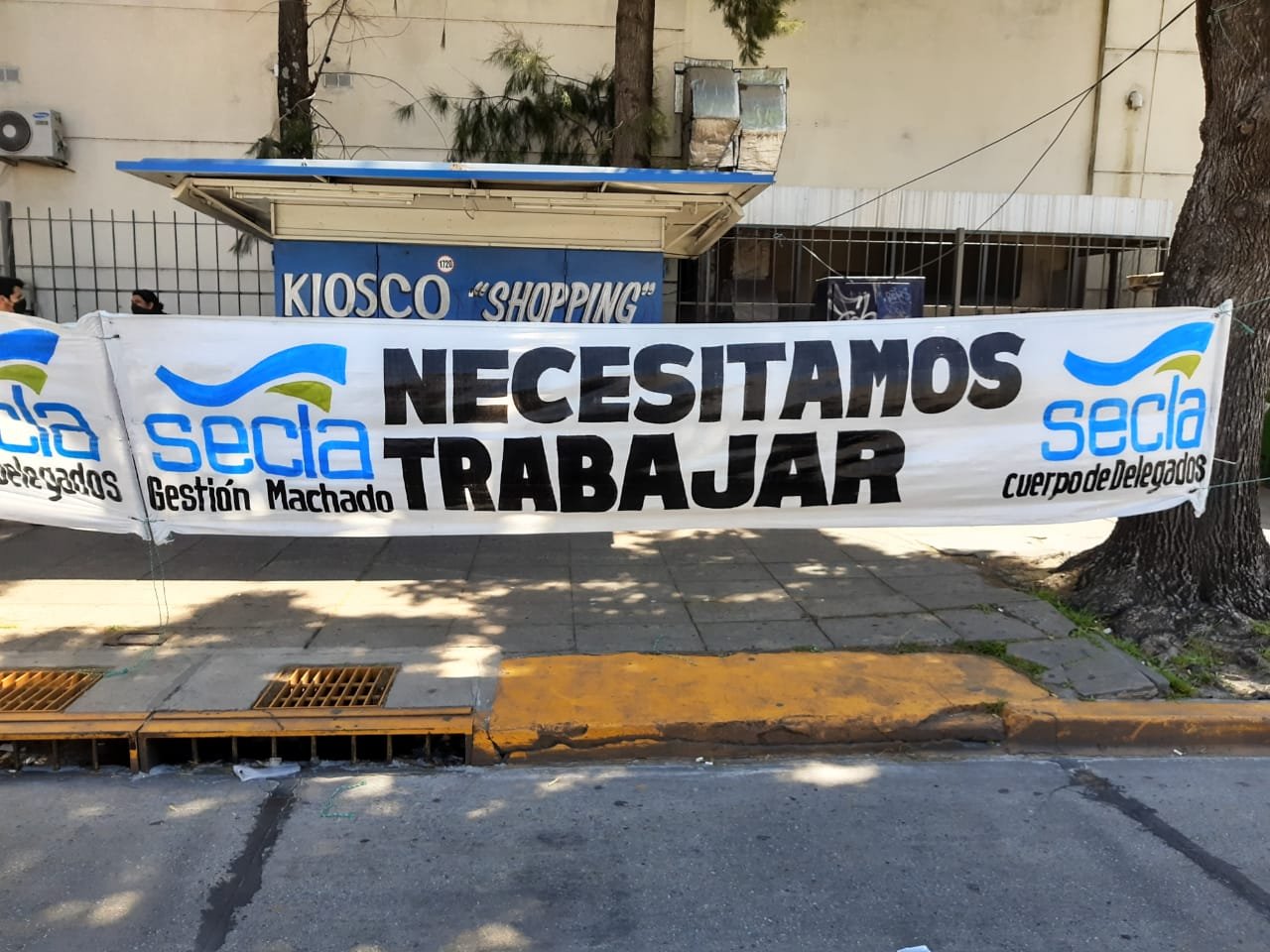 Seis meses de cierre: trabajadores de Comercio reclamaron por la reapertura con protocolos del Alto Avellaneda