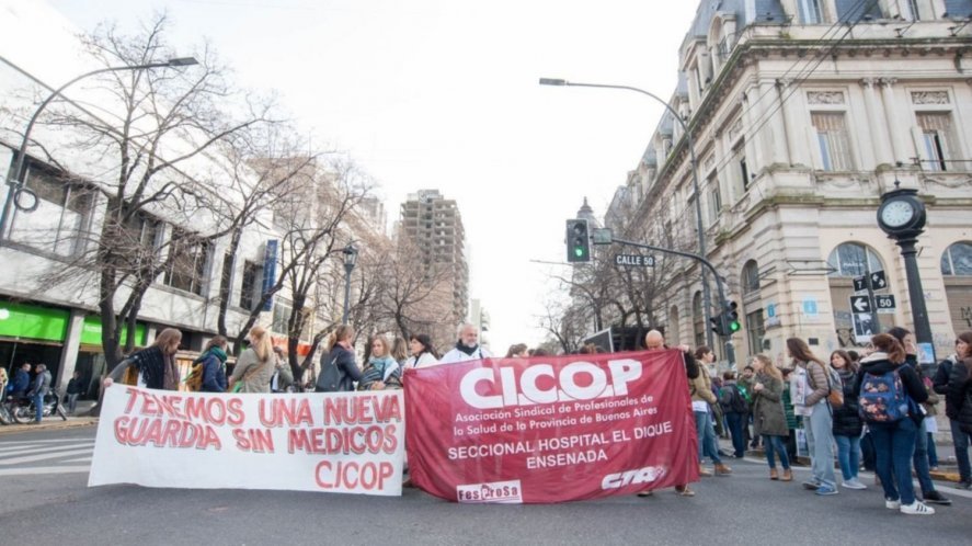 Paritarias bonaerenses: Gobierno convocó a los médicos para el lunes 19