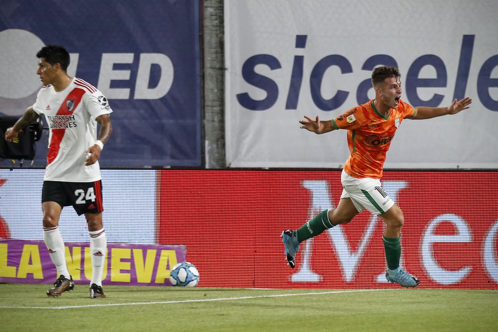 River cayó ante Banfield