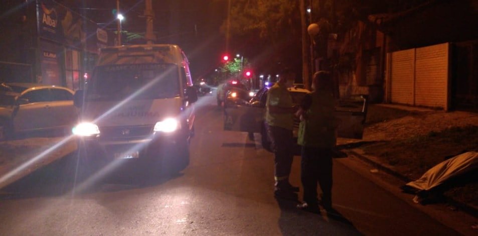 Un hombre mató a un adolescente que intentó robarle la moto en Quilmes