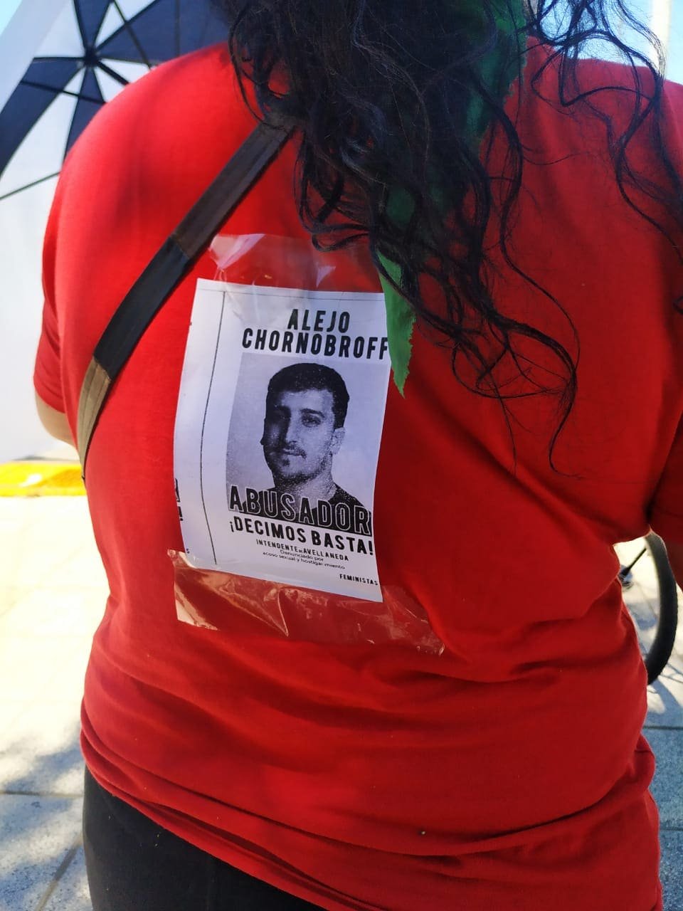 Intendente de Avellaneda acusado de acoso sexual: colectivo feminista marchó a la Municipalidad y escrachó a Alejo Chornobroff