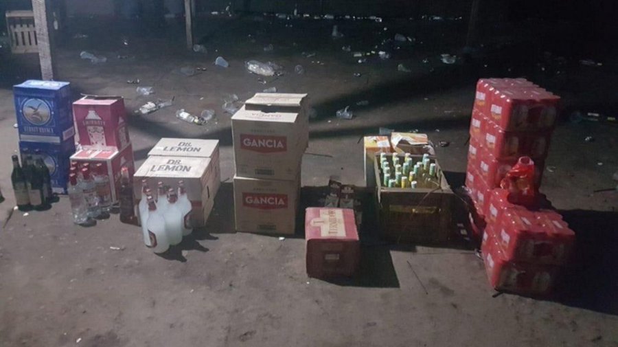 Desarticulan dos fiestas clandestinas con más de 500 personas en La Plata