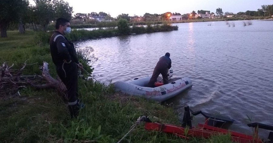 Encuentran el cuerpo de un kayakista en una cantera de Berisso