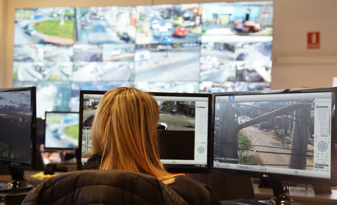 En 2020, la policía frustró más de 900 delitos gracias al trabajo de prevención de las cámaras de seguridad municipales