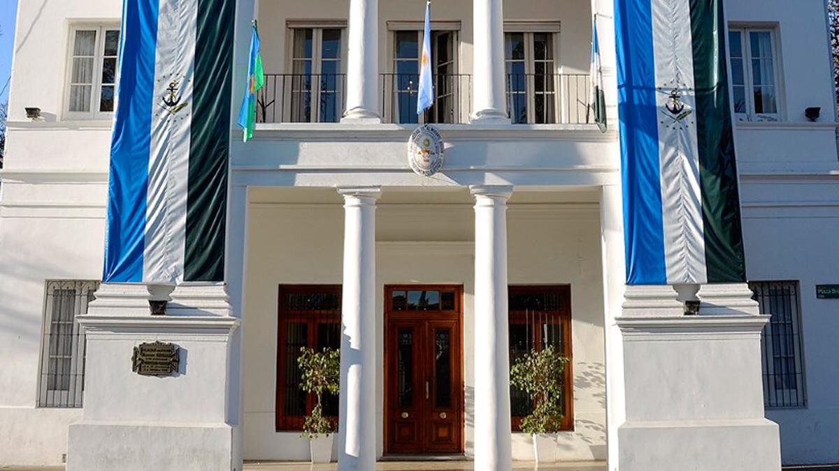 Brown: aumento del 16% para los Municipales