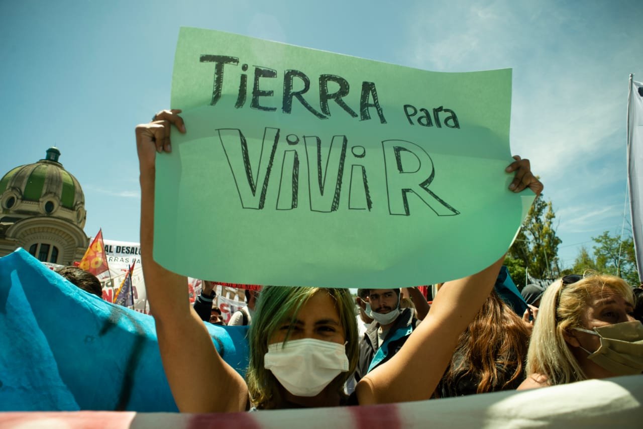 Nueva marcha: asamblea de vecinas y vecinos de Guernica volverán a reclamar «para seguir peleando por tierra para vivir»