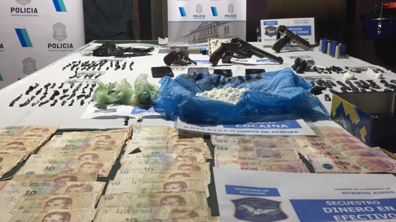 Detuvieron en Solano a dos hermanos dedicados a la vente de cocaína y marihuana