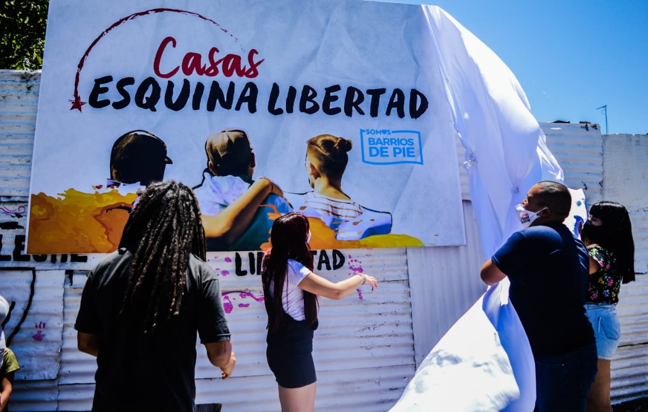 Somos Barrios de Pie inauguró la Casa Esquina Libertad del Bajo Budge