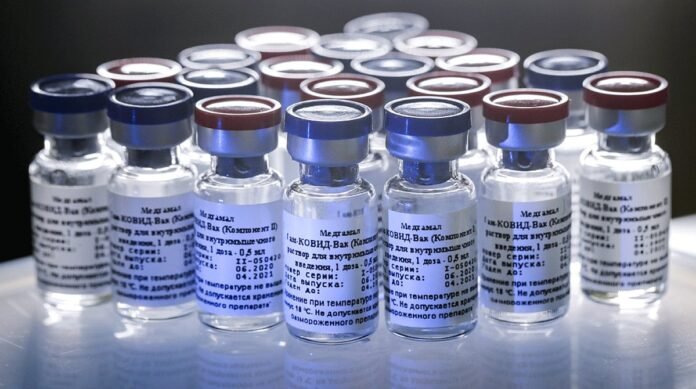 dosis-vacuna-contra-coronavirus-desarrollada-por-centro-nacional-epidemiologia-microbiologia-nikolai-gamaleya-moscu-fondo-ruso-inversion-directa-rfpi-1597164279709