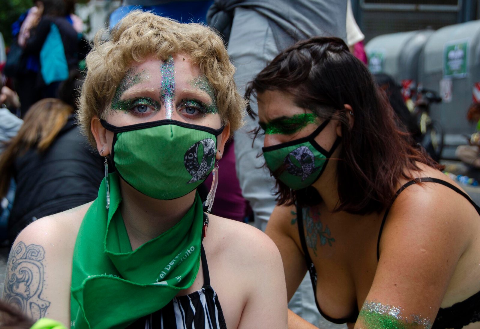 Movilización, intervención en redes sociales y pañuelazo en apoyo a la legalización del aborto