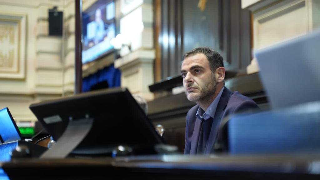 Urreli sobre la aprobación del presupuesto bonaerense: «Hemos logrado acercar posiciones para que no haya discrecionalidad en el reparto de fondos»