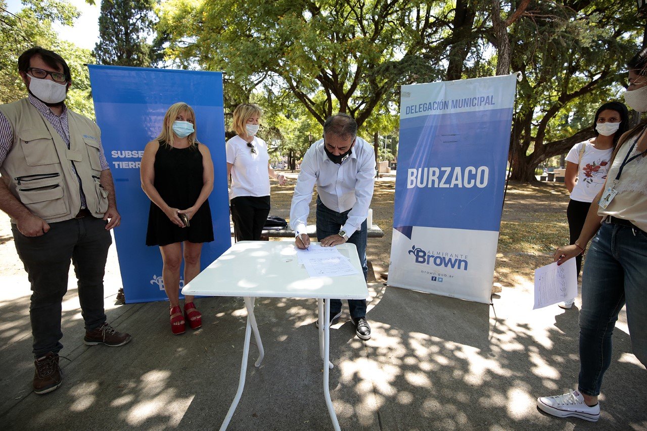 Arranca la semipeatonalización de la calle Eugenio de Burzaco